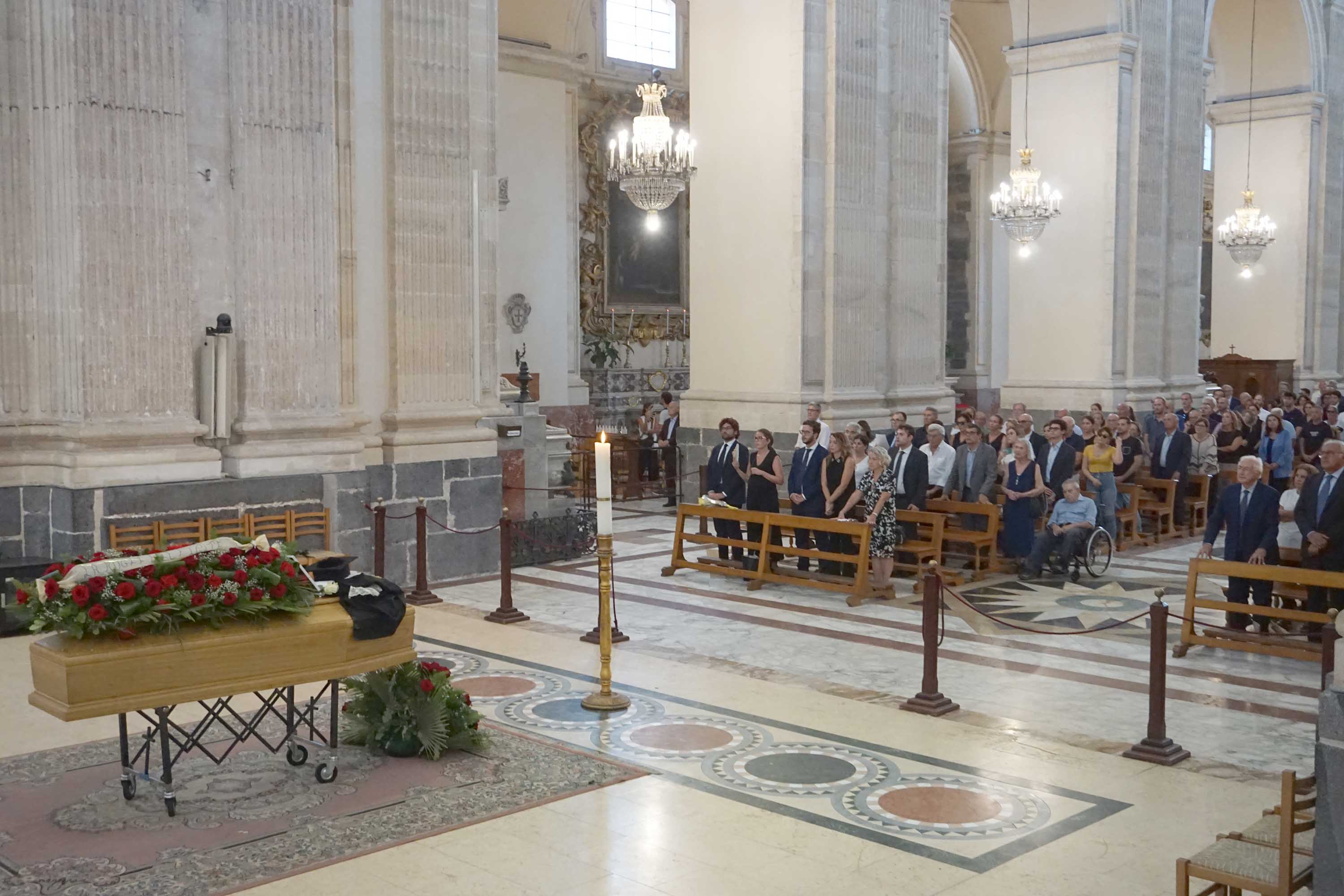 Un momento della celebrazione al Duomo di Catania