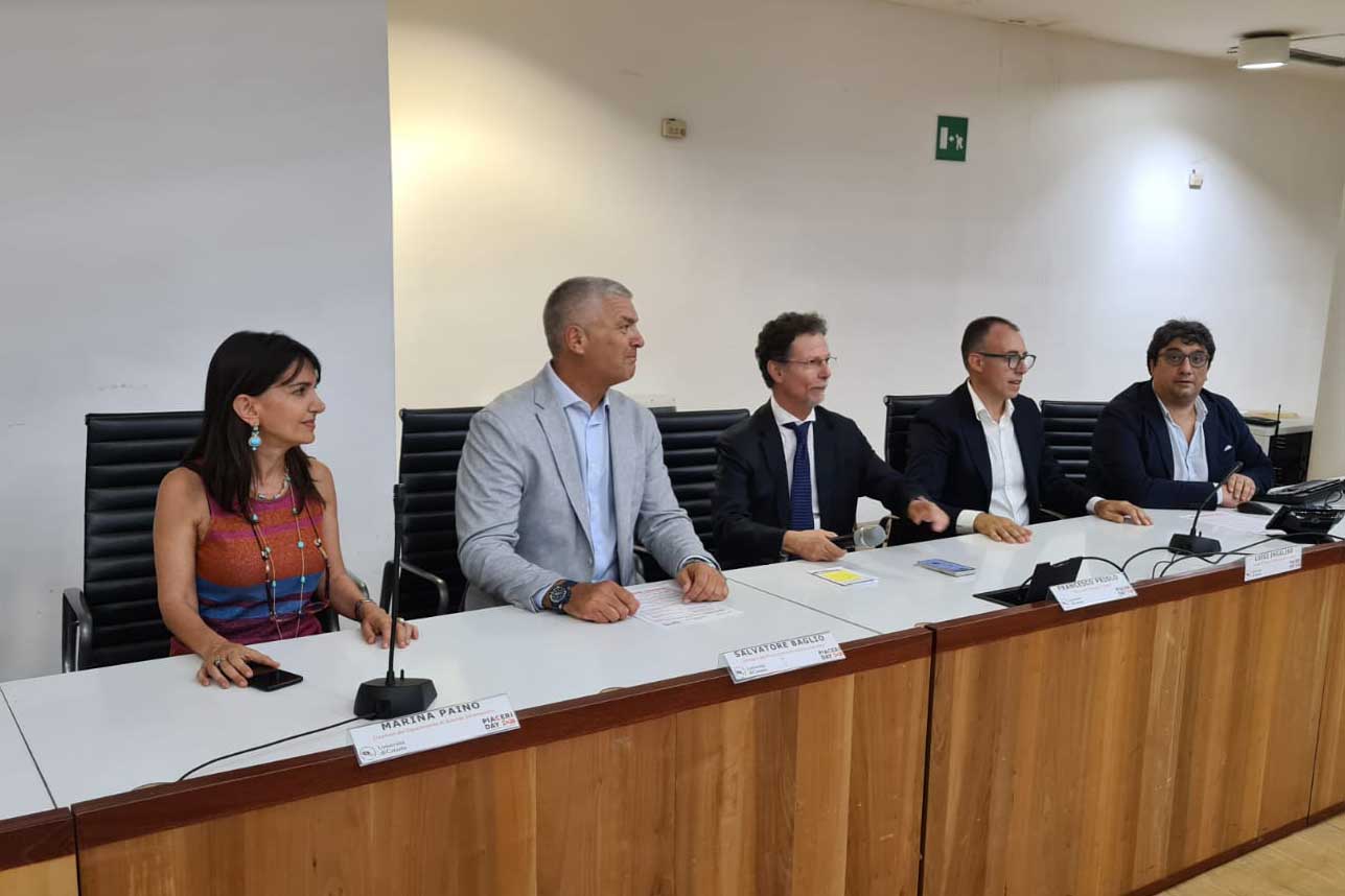 In foto da sinistra Marina Paino, Salvo Baglio, Francesco Priolo, Luigi Ingaliso, Giovanni Li Volti