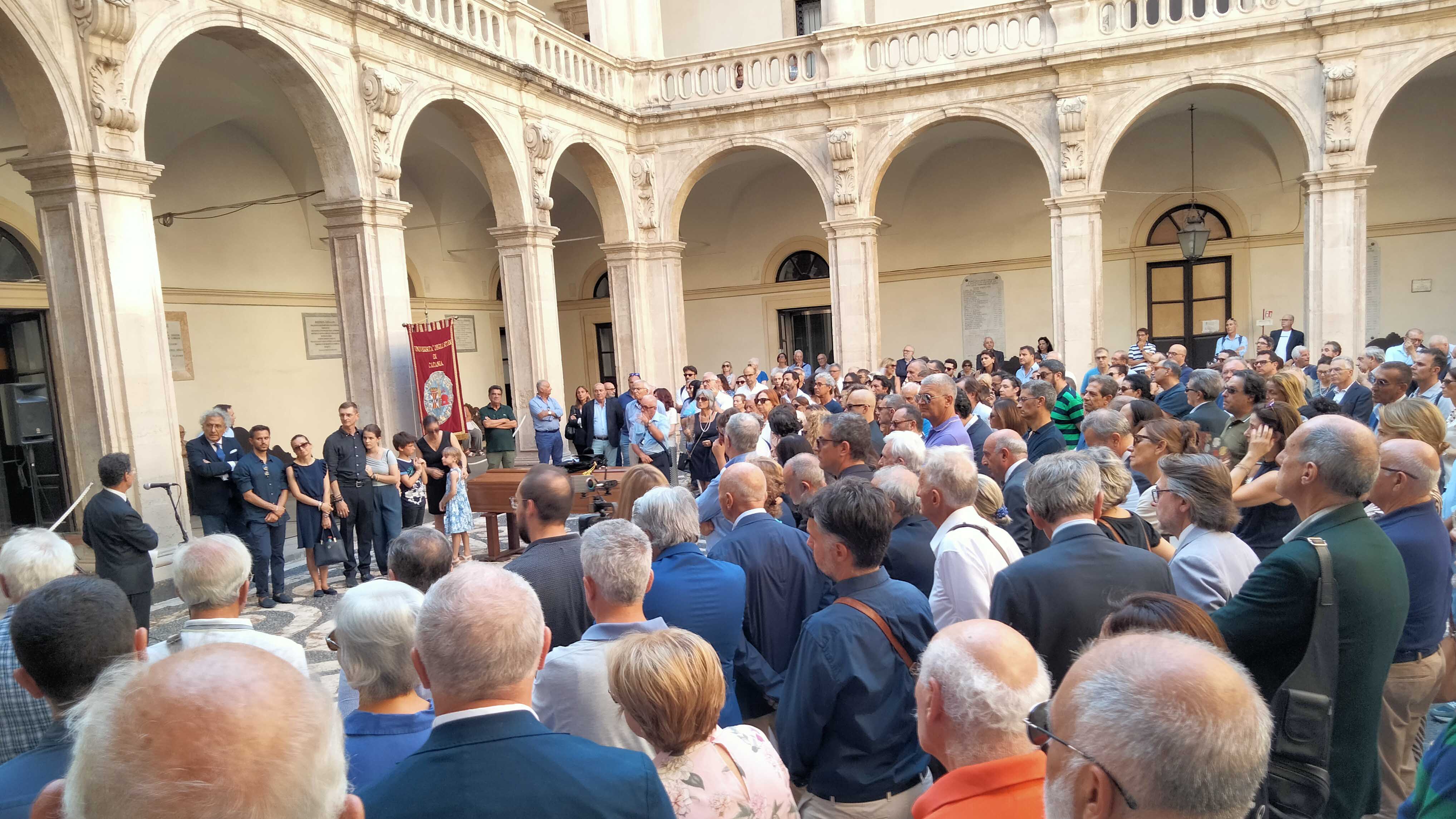 Un momento della cerimonia al Palazzo centrale