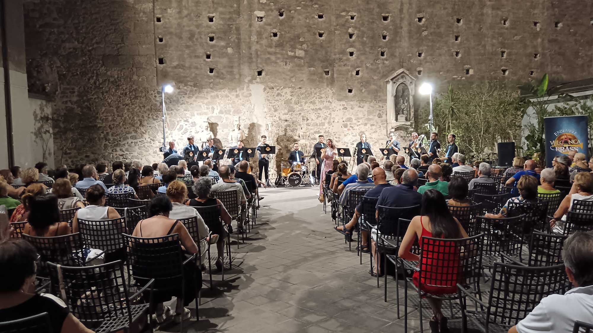 La Camerata Polifonica Siciliana durante il concerto al Museo Diocesano