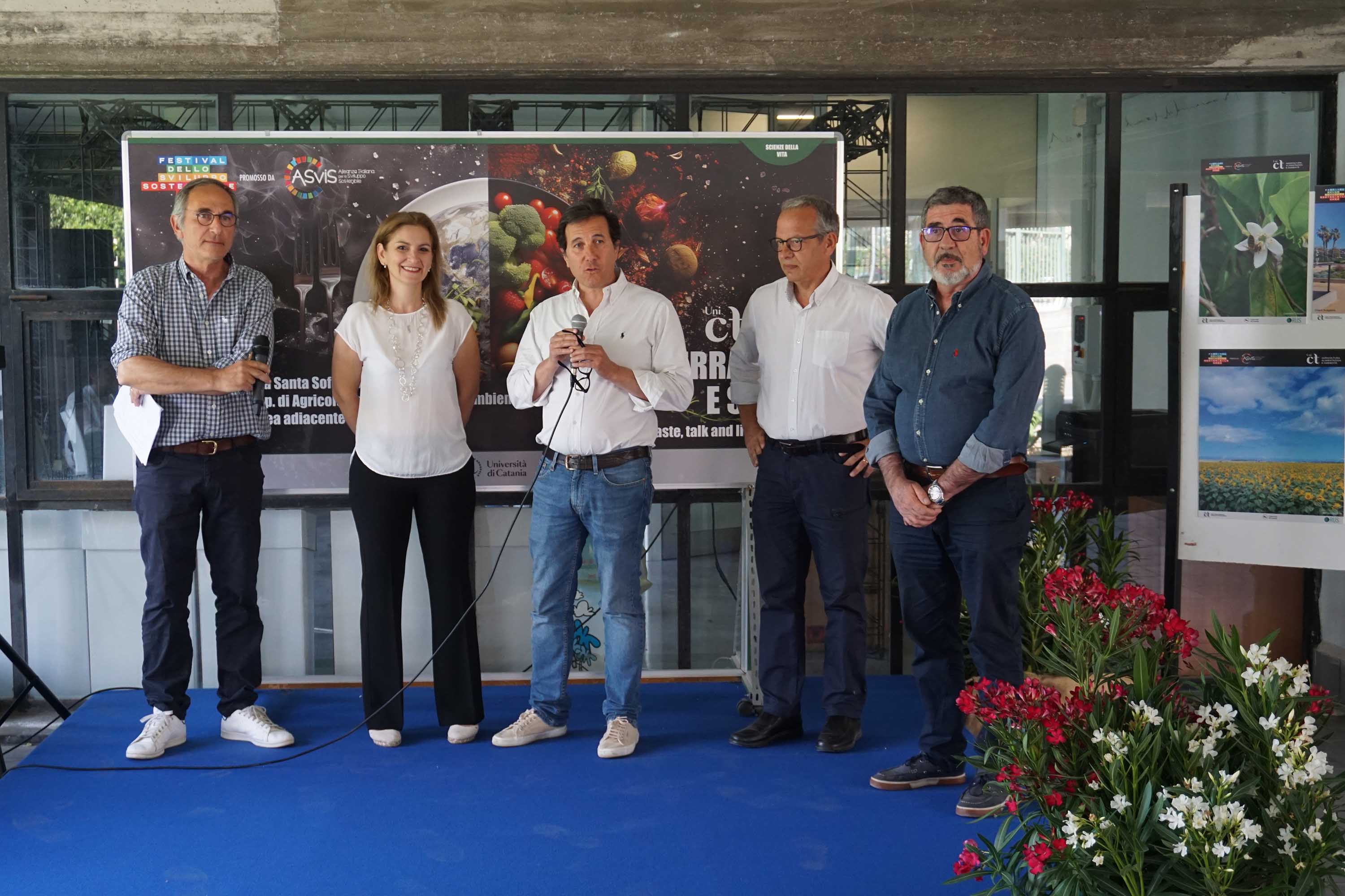 In foto da sinistra Paolo Guarnaccia, Alessia Marzo, Mario D'Amico, Francesco Giuffrida e Ferdinando Branca