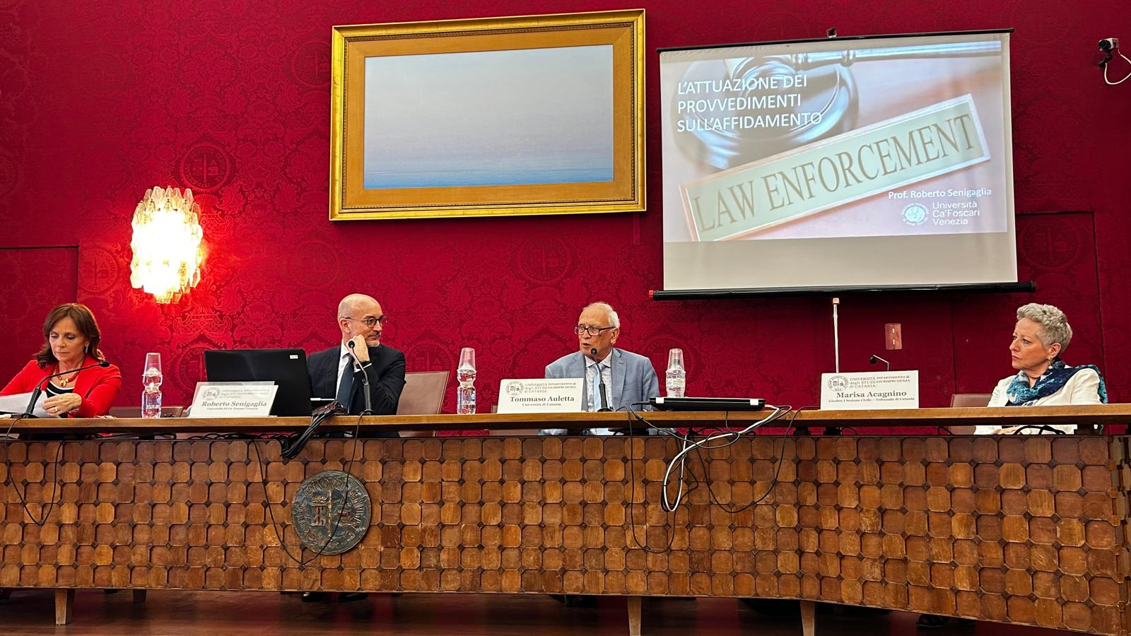 In foto da sinistra l’avv. Maria Elena Parisi, i docenti Roberto Senigaglia e Tommaso Auletta e la dott.ssa Marisa Acagnino