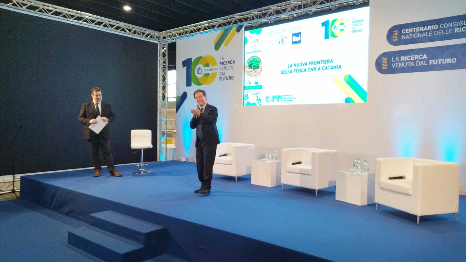 Un momento dell'intervento del rettore Francesco Priolo