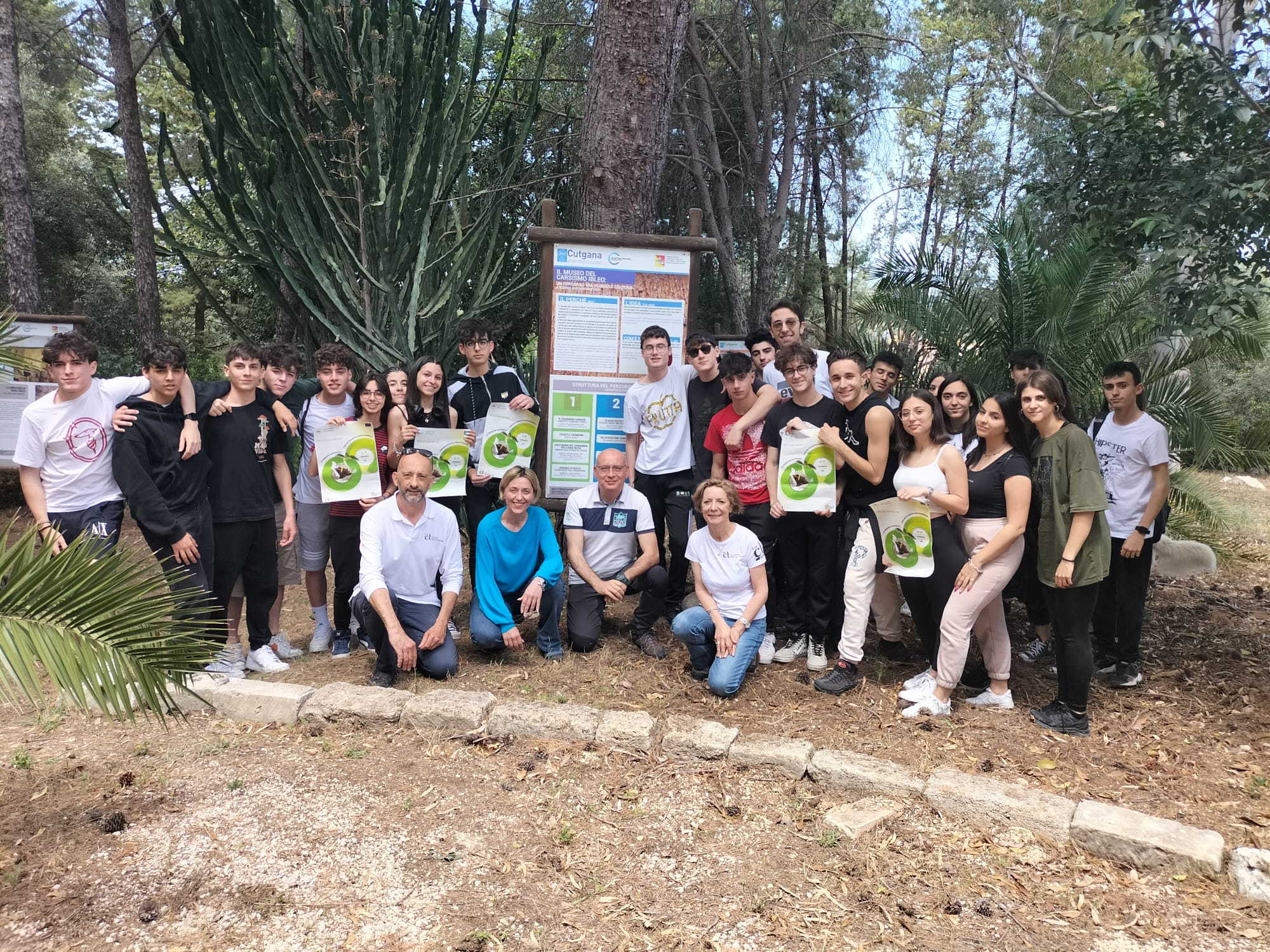 Grotta Monello, Studenti dell'Istituto superiore “Majorana-Arcoleo” di Caltagirone