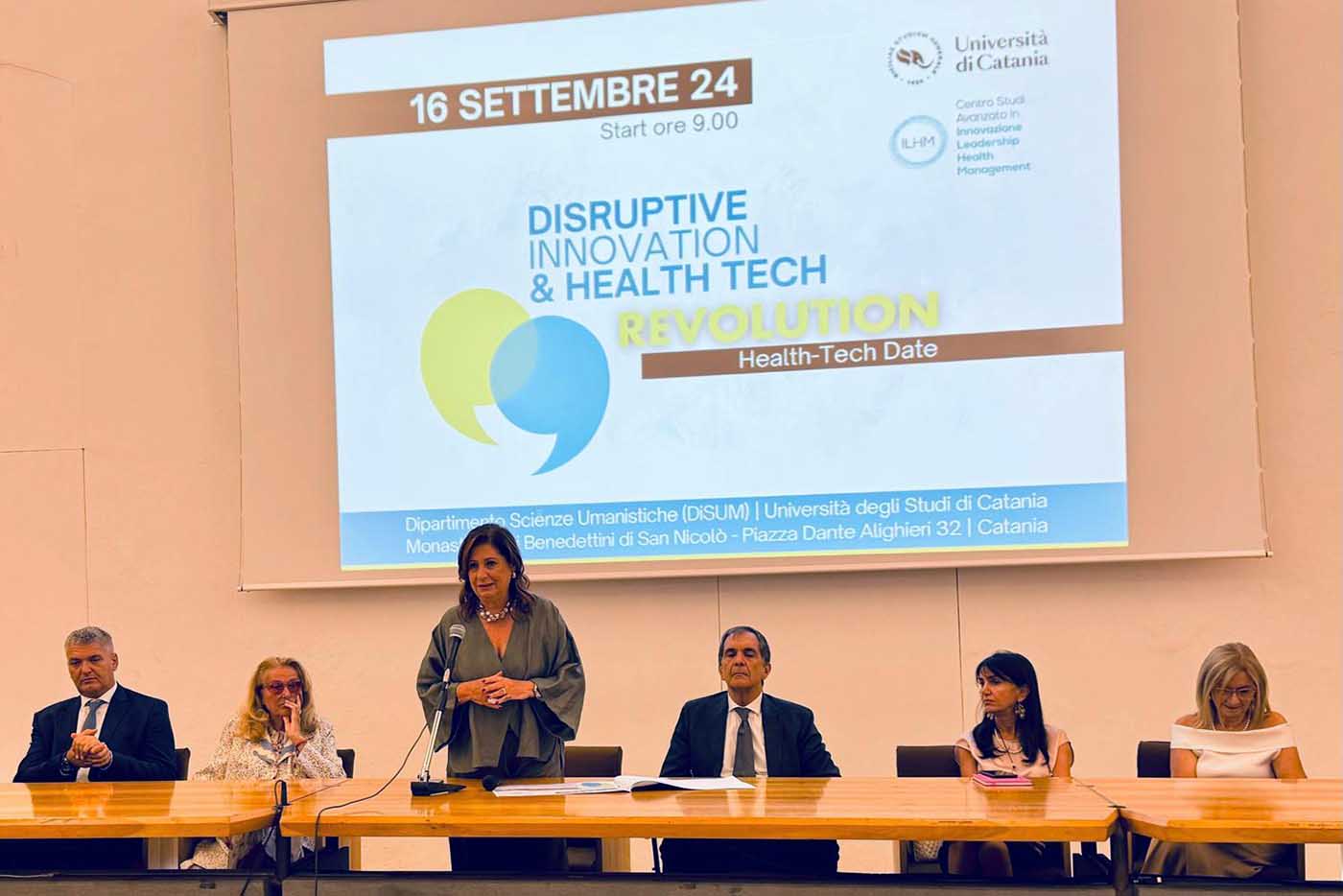 Un momento dell'intervento della prof.ssa Elita Schillaci