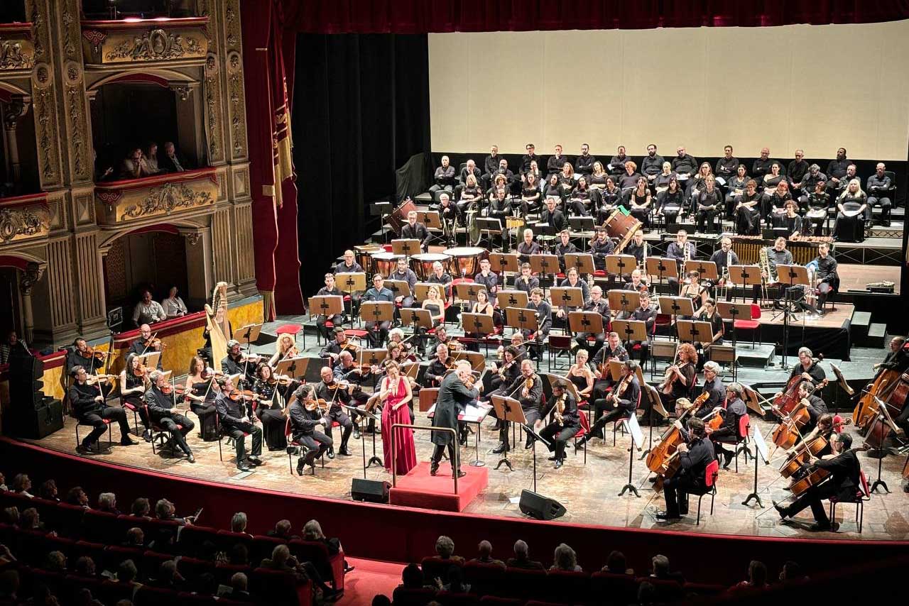 Un momento del concerto al Teatro Massimo Bellini