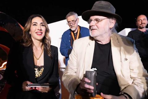 La presidente e direttore artistico di Taobuk, Antonella Ferrara, e lo scrittore Jon Fosse