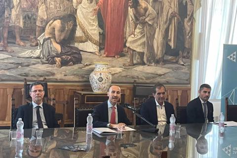 Il rettore Francesco Priolo insieme Antonio Perdichizzi e il sindaco Enrico Trantino