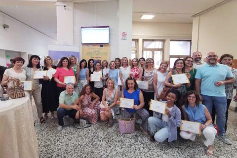 I rappresentanti dei partner del progetto Smile insieme con i docenti degli istituti scolastici coinvolti