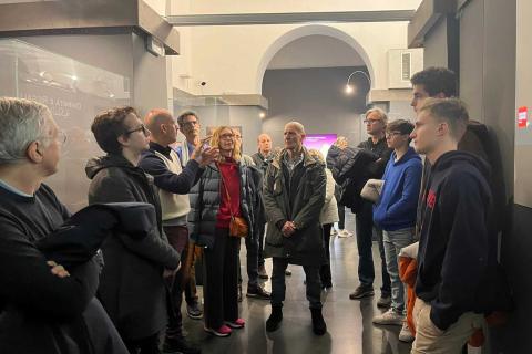 Visitatori alla mostra