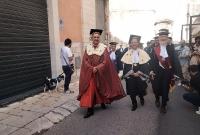 Un momento della sfilata del corteo